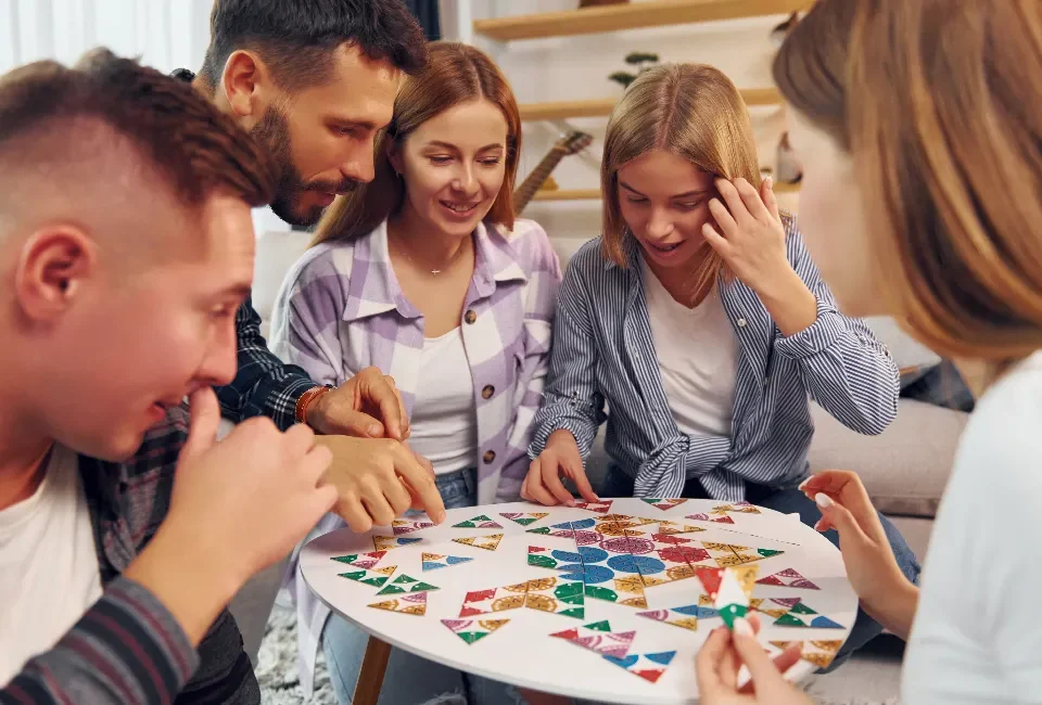Family Digital Detox: Why Your Home Needs Screen-Free Time to Reconnect and Thrive